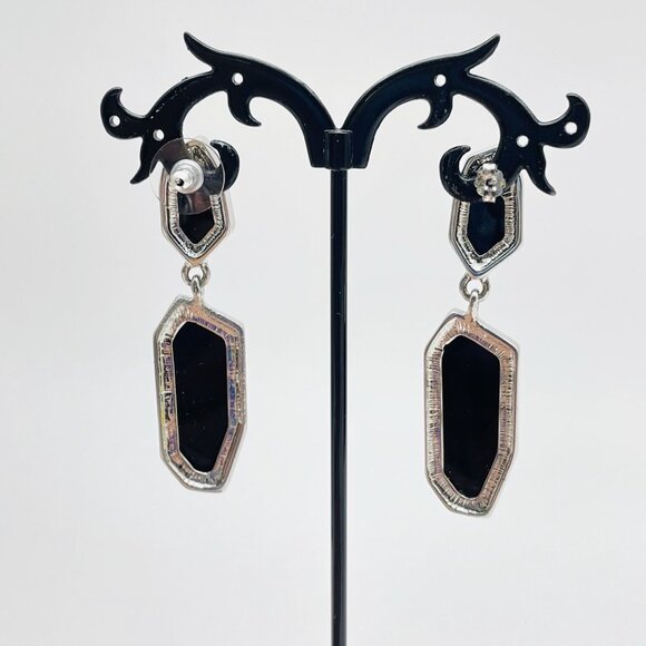SIMPLY VERA Vera Wang Signed Earrings Black Faceted Stone Drop Silver Tone Mod - Picture 10 of 10